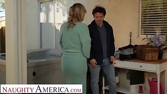 American Busty Blonde Rachael Cavalli Seduces And Pleasures Repairman After A Refreshing Lemonade