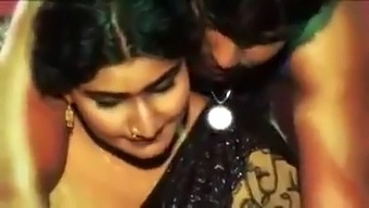 Sexy Mature Indian Woman From Tamil Nadu Gets Naughty