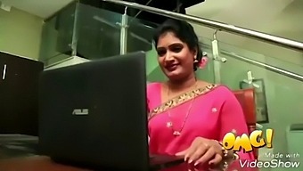 Homemade Video Of Aunty Fingering And Kissing Teen