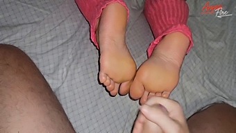 I Gave A Footjob To My Stepbrother And Made Him Cum On My Feet