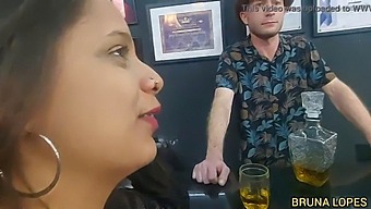 Bruna And Manuh Cortez Have Sex With Barman Malvadinho, Who Struggles To Satisfy Bruna And Seeks Help From Malvadao